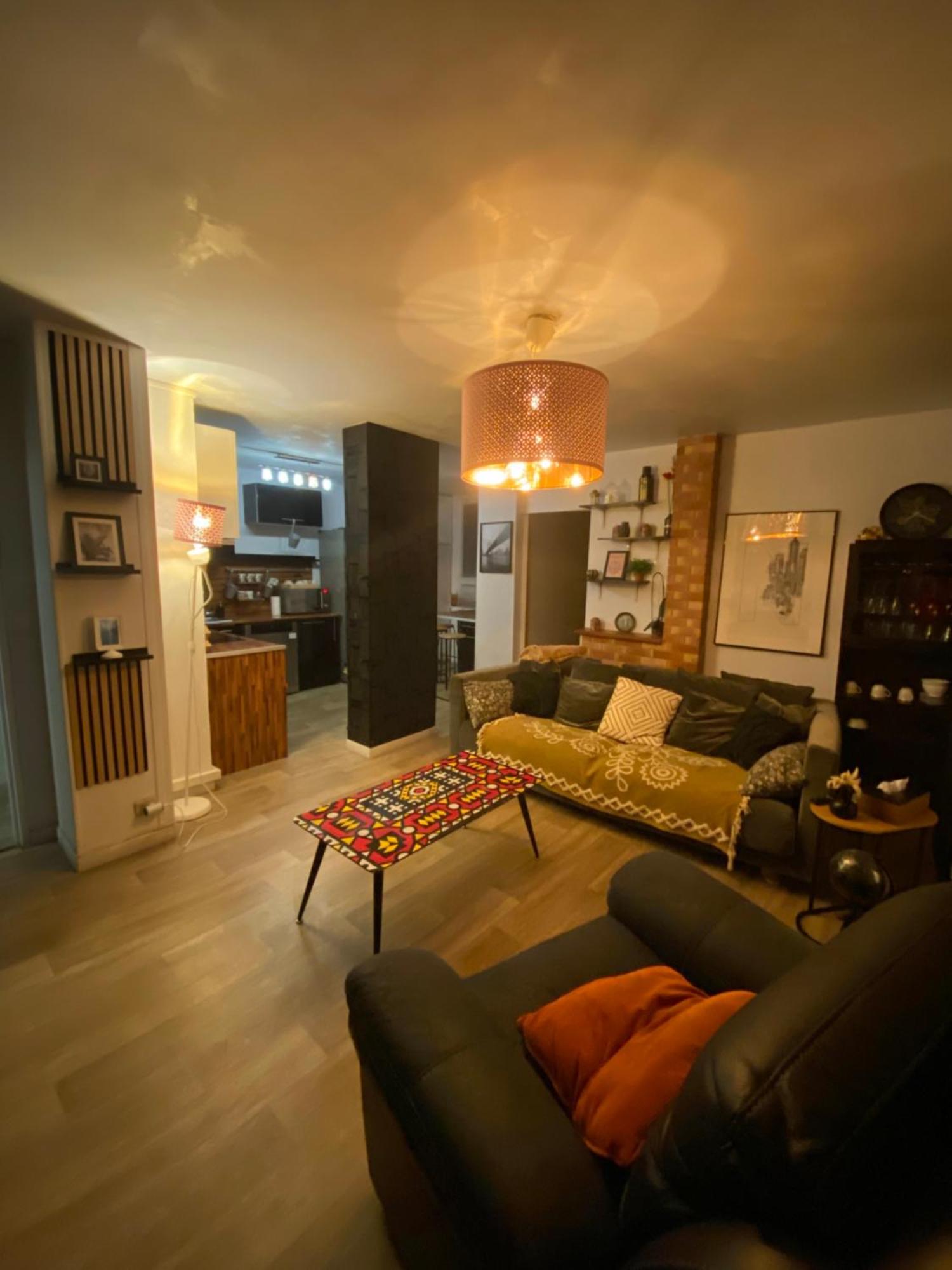 Bel Appartement Spacieux ,Convivial De 3 Chambres Avec Parking Prive Secure 캉 외부 사진